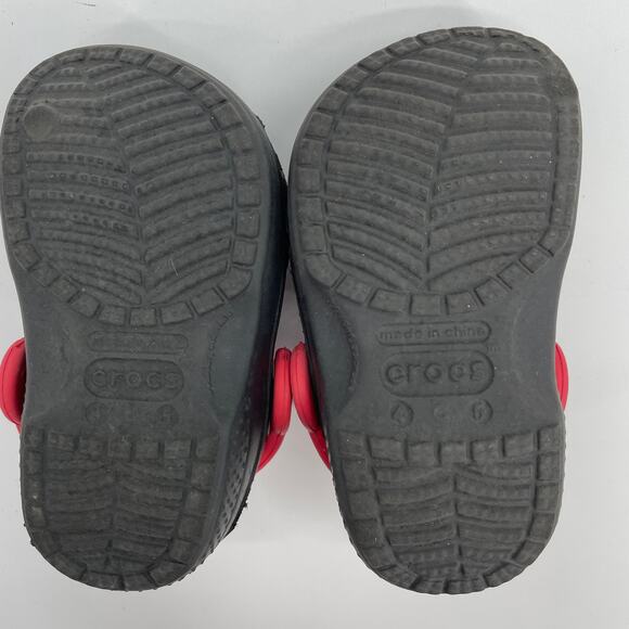 CROCS Star Wars Darth Vader Classic Clogs Toddler Size 6 - Picture 2 of 4